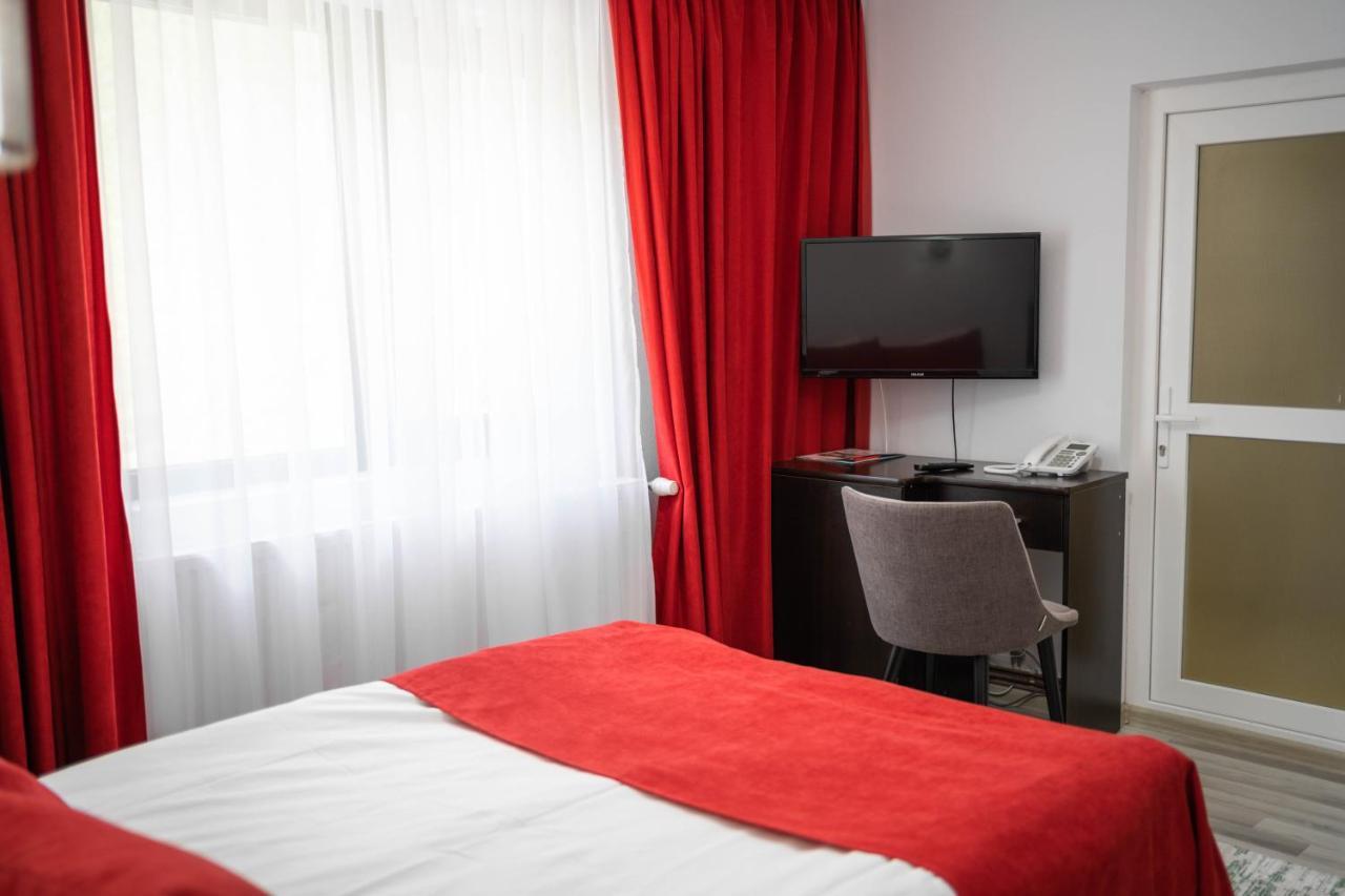 Piscul Negru Hotel - Transfagarasan Cumpana  Luaran gambar