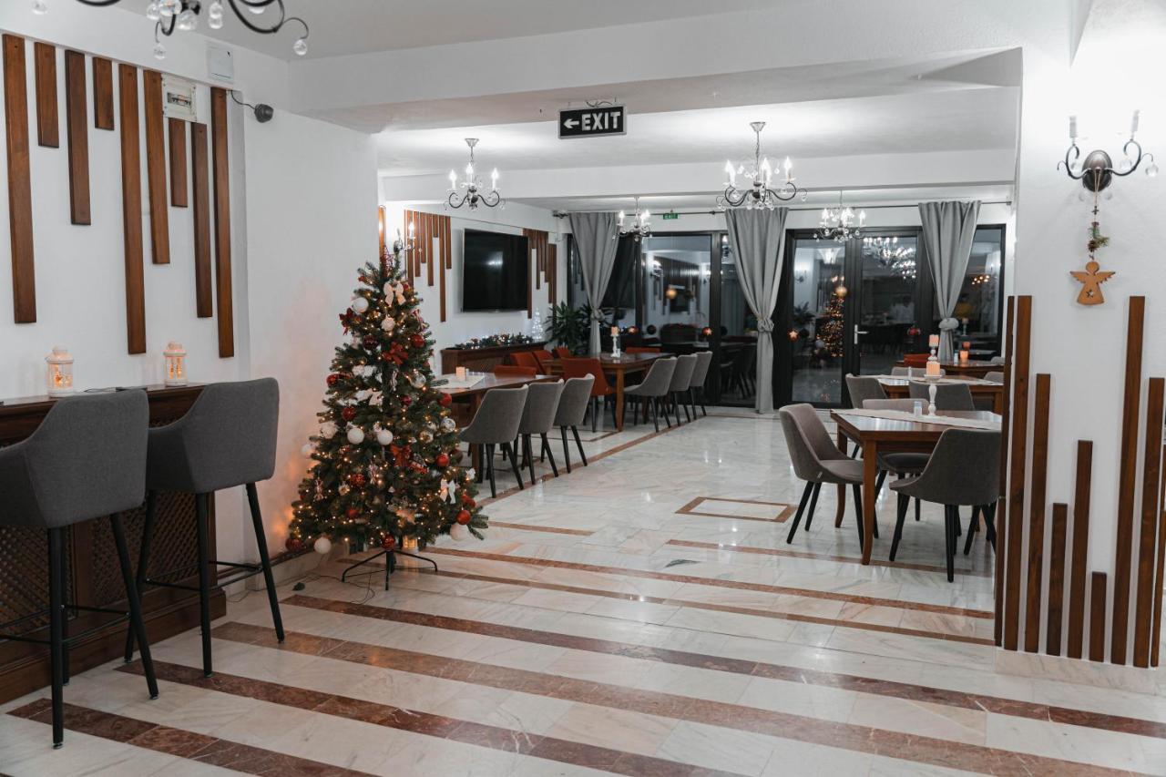 Piscul Negru Hotel - Transfagarasan Cumpana  Luaran gambar